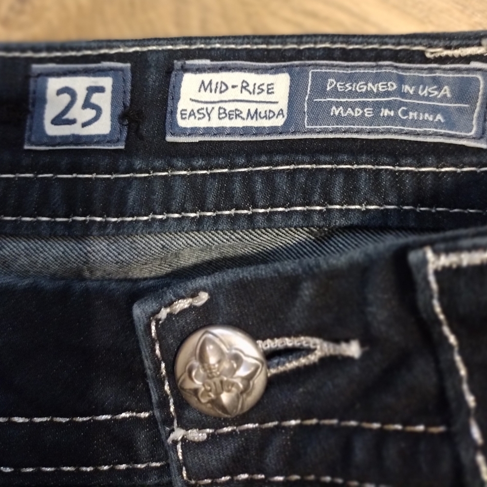 Woman's Miss Me shorts size 25 - Picture 5 of 5